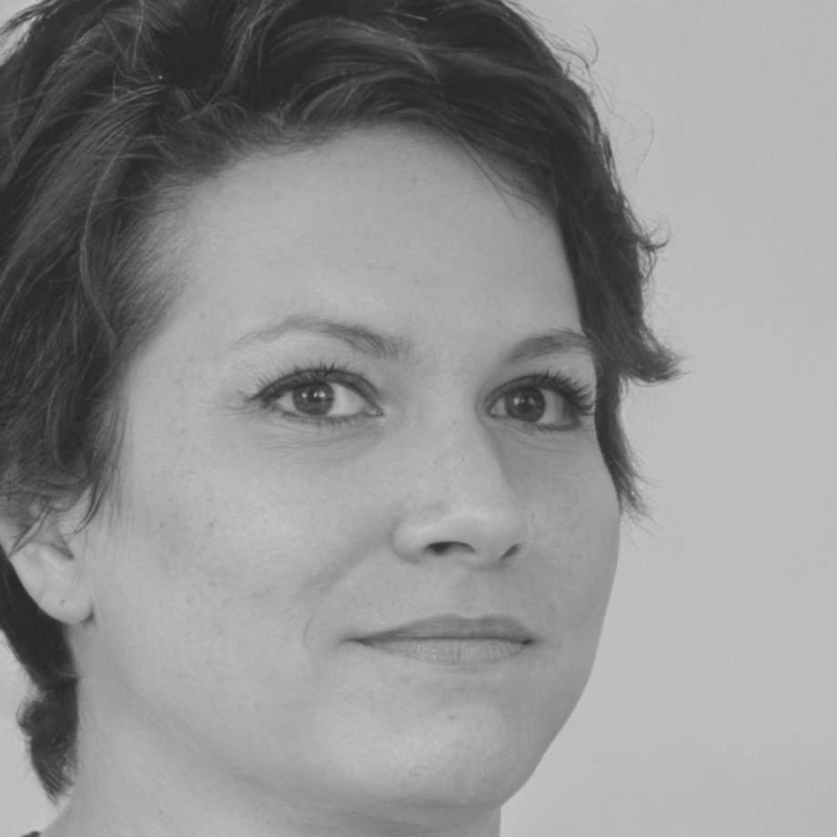 Laura García, Especialista en Soporte